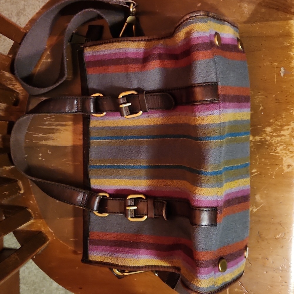 Fossil Wool and Leather Crossbody - Picture 4 of 4